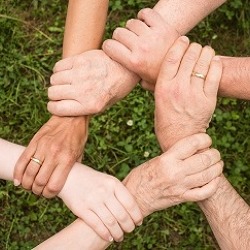 Sagen Sie Ja zum Ehrenamt – denn Ehrenamt macht glücklich    